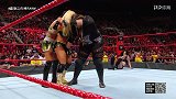WWE-17年-RAW第1282期：女子三对三组队赛 班克斯&米琪&贝莉VS解脱小队-单场