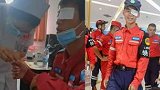 河南新乡：救援小伙眼部撞伤，护士处理完伤口还帮忙剪指甲