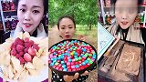美女直播吃水果脆魔方糖巧克力嘎嘣脆超过瘾是我向往的生活