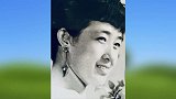 章子怡晒祖孙三代旧照妈妈与外祖母颜值让人惊艳！