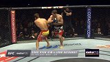 UFC-17年-本周最佳KO：金东炫炫丽转身肘一击必杀海瑟威（6月15日）-精华