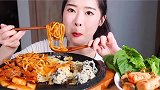 我可是小仙女，就算是要吃土，也得美美哒！