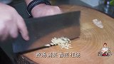 鲫鱼吃不到刺，怎么回事？重庆大厨教你无刺鲫鱼做法，做法真简单