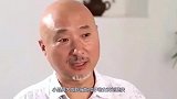小品界大咖陈佩斯和著名演员刘晓庆，他们之间关系公开，让人意外