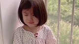 舍不得爸爸去上班的萌娃，看着让人心疼又好笑，真是太可爱了！