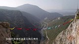 百米高空就靠一根绳 睡了十几个人