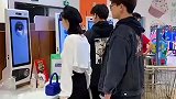这为了不买单塑料袋都用上了