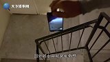 老外亲测，苹果三星从二十层楼梯跌落！谁更结实？
