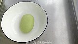 真像藤蔓上结出的小葫芦，一卷一夹简单易上手，孩子看了超喜欢吃