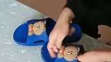 两只袖筒做了一双暖和的拖鞋