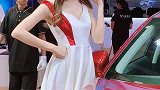 小伙子看呆了好好上班吧