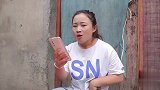 小伙嫌弃美女花钱，与美女抬杠得罪了另婆婆，太逗了