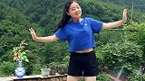 农村小姐姐跳舞真好看，舞姿妖娆，真不错