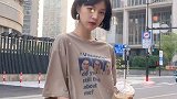 世人追求香水，我独爱花露水。