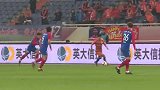 求胜欲太强佩莱被“逼”喊中文 禁区内大喊“这边！这边！”