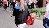 五阿哥也留了这酷酷的发型
