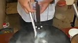 搞笑视频：水糖拔丝