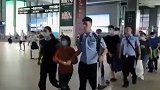 男子买到假口红被女友嫌弃 报警牵出金额1.42亿元售假团伙