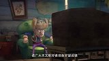 熊出没：光头强反应敏捷，一下从房上跳下来，还好没被陨石砸到