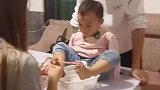 努力坚强的小姑娘！加油！