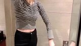 半夜想上个厕所，结果跳起了舞