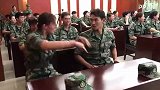 游泳队军训拉歌超欢乐 傅园慧爆笑模仿指挥“吓坏”徐嘉余