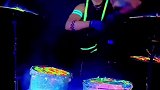 你见过这么疯狂的架子鼓手吗