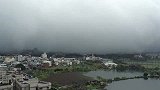 台湾恐怖海啸云吞噬城市