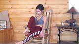 《美女健身房》-办公室练马甲线！甜美小姐姐教你用椅子塑形