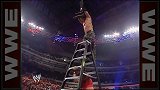 WWE-17年-合约阶梯大赛经典时刻：艾吉仰仗女友机智偷得公文包-专题