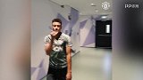 英超-1718赛季-心情好 走路都能带风！林加德的飞吻你收吗？-新闻