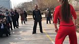女神节日快乐！妖娆妩媚动人的女人，支持一下吧！