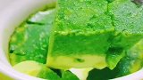 菠菜蒸蛋，细腻润滑，入口即化