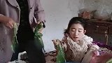 我说女儿白活三十多年了 她说就不信了 一个菜能难道我