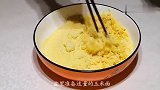 以后玉米面和小白菜就这样做，一次做5个都不够吃，做法超简单