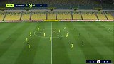 第3分钟里昂球员孟菲斯射门 - 打偏