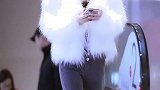 这得要什么样的身价才能带回家过年