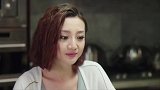 女子回家看丈夫罢工 她劝丈夫上班还给他做饭吃