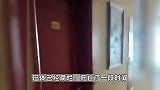 重庆男子入住酒店41天后死于客房：发现时尸体已腐烂，家属房门前超度祭奠