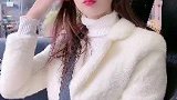 你女朋友问你，假如前女友和她闺蜜同时掉到水里你会怎么回答？