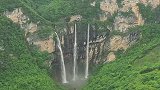 贵州深山发现一瀑布，高100多米，好壮观，真是人间仙境