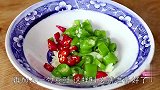 炒花菜有人焯水，有人下锅直接炒，难怪不好吃，看农村大厨如何做