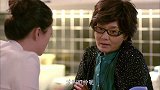 母亲怕亲家母带不好孩子，一直把外孙放在身边，亲家也很无奈