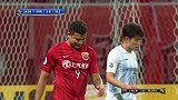 埃尔克森鬼魅跑位甩开后卫 禁区凌空垫射高出横梁