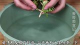 香菜根别再扔了，这样简单一泡，作用太厉害了，超实用