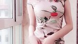清秀的旗袍小姐姐居家自拍，秀美好看