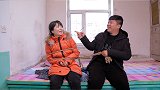媳妇乱花被老公绑在家里，这时来个小偷，结局太搞笑了
