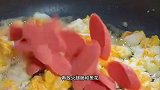 把方便面上锅蒸一蒸，出锅就是一道街边超火的特色小吃，太好吃了