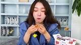 小笨蛋鹌鹑蛋 给大家看看暗恋的男生送的我是小笨蛋，嗯，我是小笨蛋？零食    美食趣胃计划