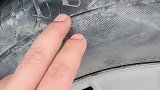 看清楚能带上这个符号，极限磨损标志。